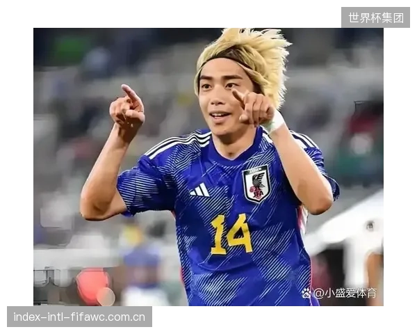 森保一被迫进行战术调整，伊东纯也在左路的表现将直接决定日本队能否维持进攻平衡。
