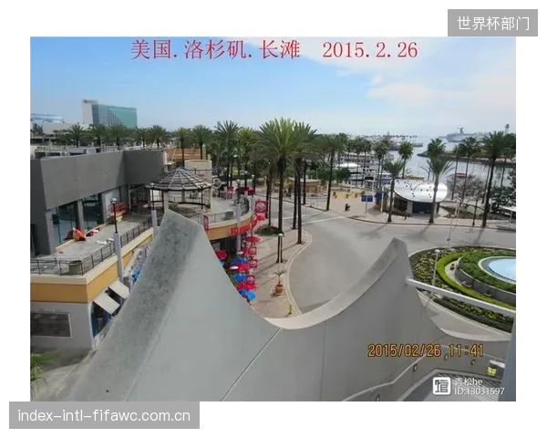 G-Form在加州长滩的BMX场馆部署高速摄像阵列，分析非牛顿流体在多次连续冲击下的响应递减效应
